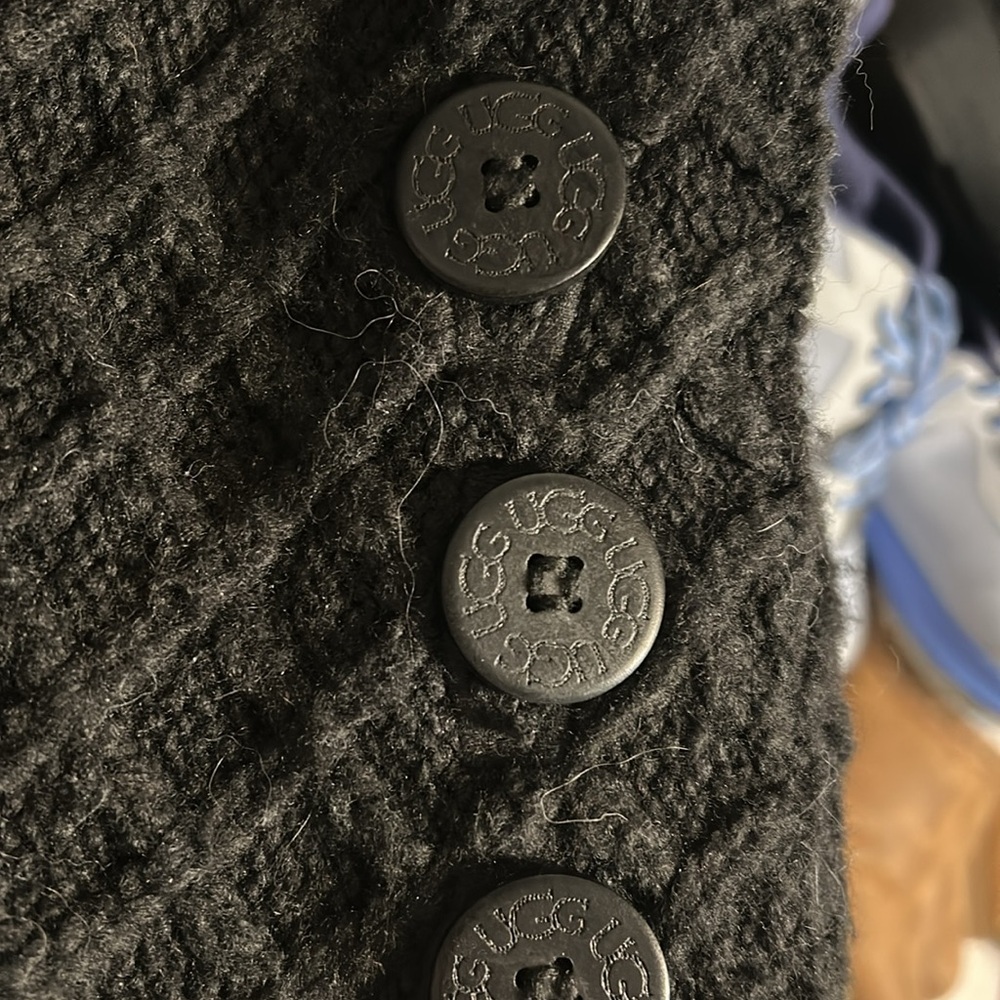 Ugg Black Lattice Button Boot Size 10 - Picture 3 of 5